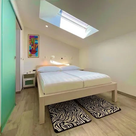 Sailor House Near Trogir, Private Pool (adults Only) * Razanj