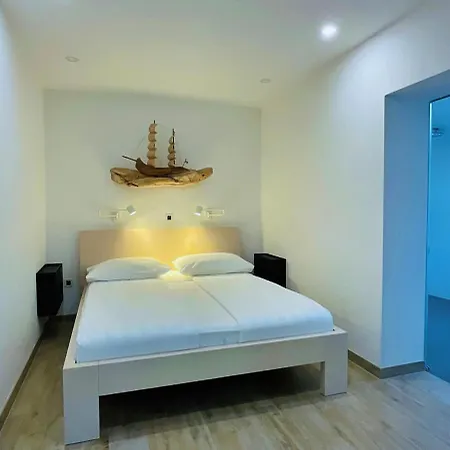 Sailor House Near Trogir, Private Pool (adults Only) Razanj