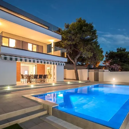 Sailor House Near Trogir, Private Pool (adults Only) Villa *