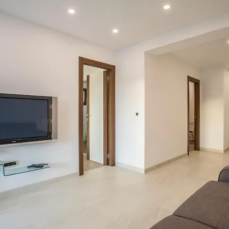 Sailor House Near Trogir, Private Pool (adults Only) Villa *