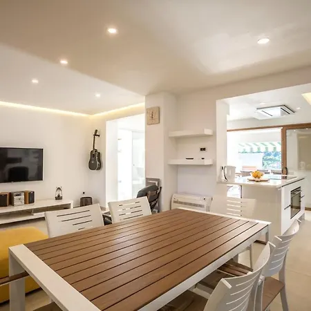 Villa Sailor House Near Trogir, Private Pool (adults Only)