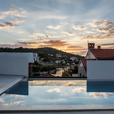 Villa Sailor House Near Trogir, Private Pool (adults Only) *