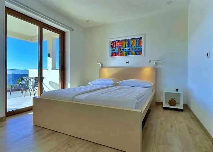 Vila Sailor House Near Trogir, Private Pool (adults Only)