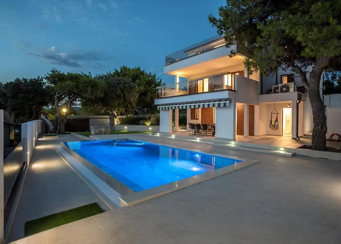 Sailor House Near Trogir, Private Pool (adults Only) Razanj