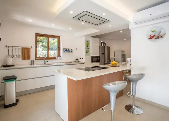 Vila Sailor House Near Trogir, Private Pool (adults Only) *