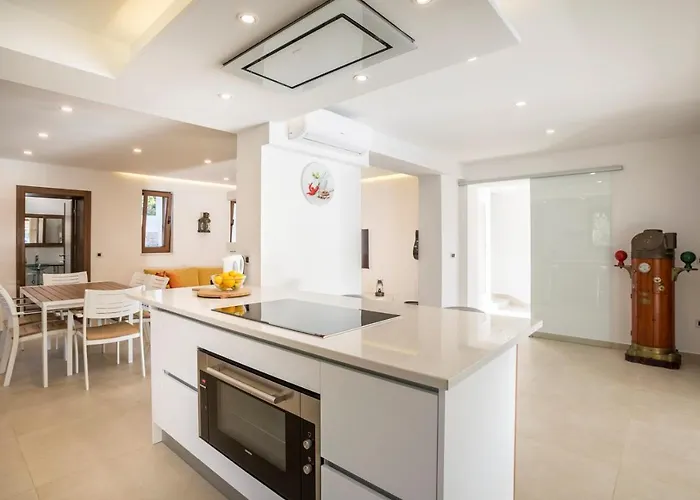 Sailor House Near Trogir, Private Pool (adults Only) *