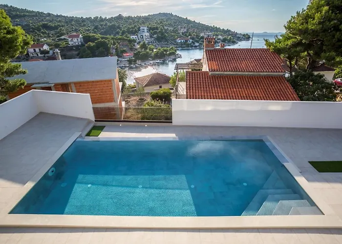 Sailor House Near Trogir, Private Pool (adults Only) * Razanj