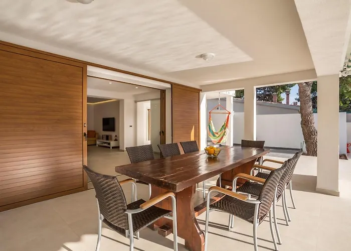 Sailor House Near Trogir, Private Pool (adults Only) Vila Razanj